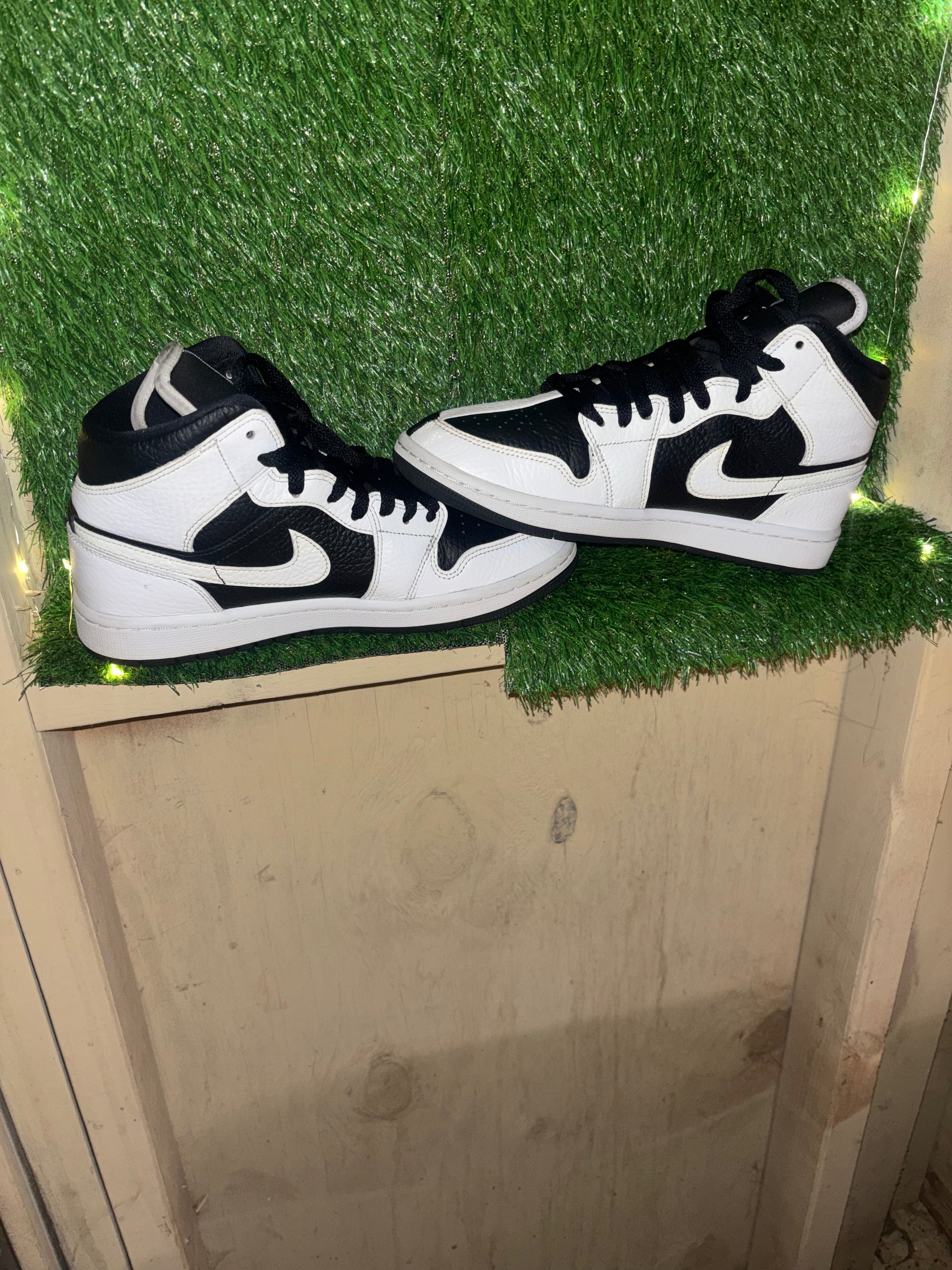 Jordans 1